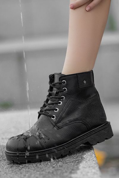 Sanvio Tarzkar Damen-Stiefel aus schwarzem Lammfell, lässig, bequem, kalt und wasserdicht, robust, garantiert rutschfeste Sohle