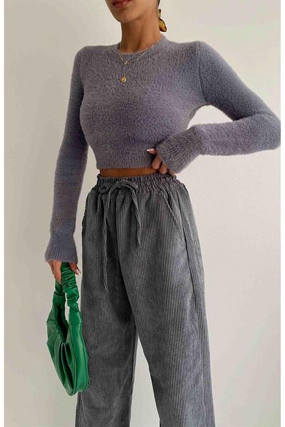 Telablanka Crew Neck Bearded Crop Sweater