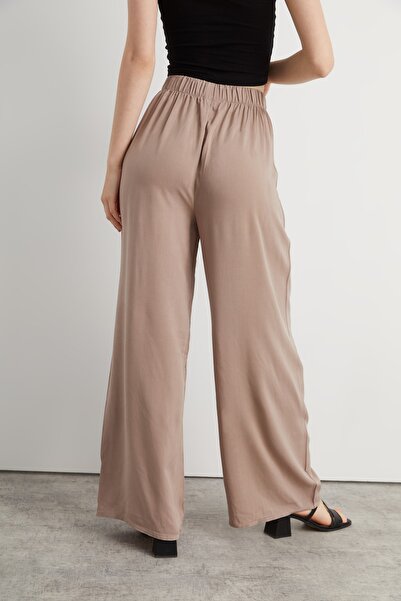 Bukamiss Női krémszínű viszkóz szőtt nadrág