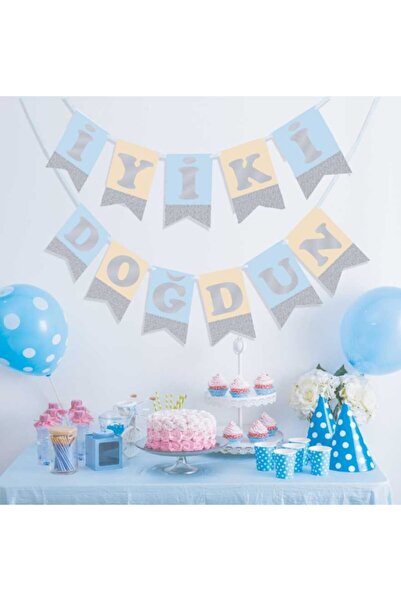 Sürpriz Balon Dünyası З Днем народження, синій фон, срібні літери, плакат