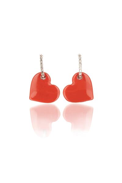 Leerybee أقراط قلب مضادة للحساسية باللون الأحمر اللامع