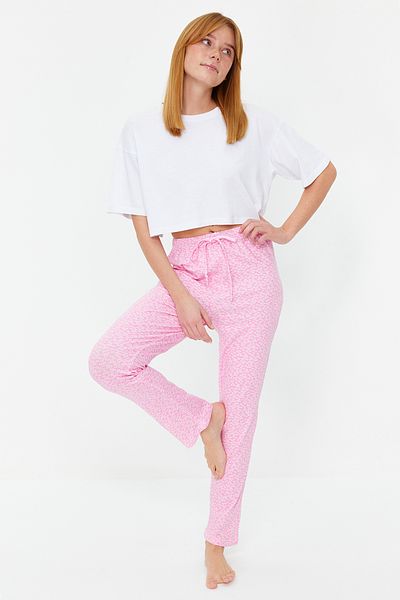 Trendyol Collection Gestrickte Pyjamahose aus rosafarbener Baumwolle mit Blumenmuster THMSS23PJ00005