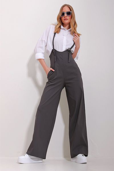 Trend Alaçatı Stili Anthrazitfarbener Lycra-Overall mit zwei Taschen und Riemchen für Damen ALC-X11539