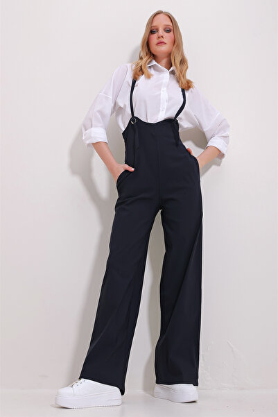 Trend Alaçatı Stili Kadın Lacivert Çift Cepli Askılı Likralı Salopet Tulum ALC-X11539