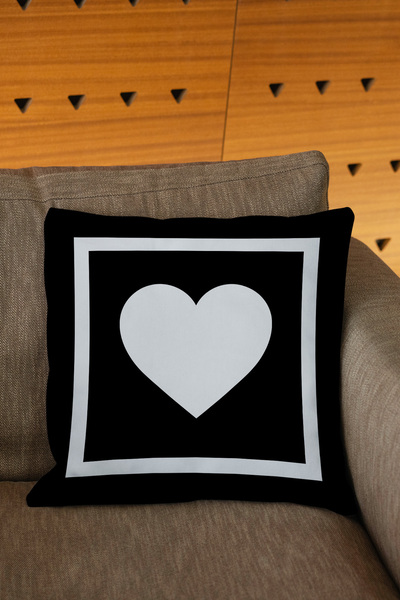 Hayal Dekoratif Калъфка за възглавница с тема „Свети Валентин“ - Сърце