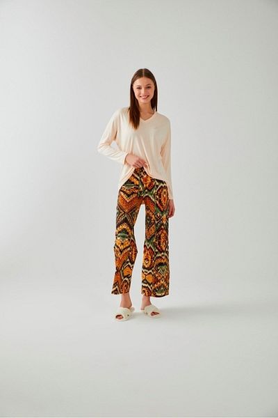 Pamuk & Pamuk Powder Color V-Neck Mustard Ethnic Pattern Trousers Set
