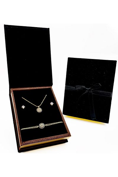 Hazellica Stylish Evil Eye Bead Gift Set in Velvet Coated Wooden Box