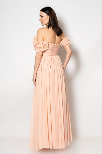 RENGIN Omuzları fırfırlı çift askılı tül abiye elbise