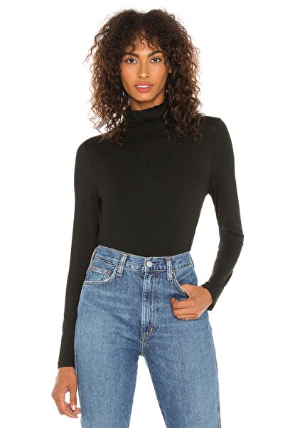 By Kul Design Μαύρη μεταξωτή γυναικεία μπλούζα με ζιβάγκο