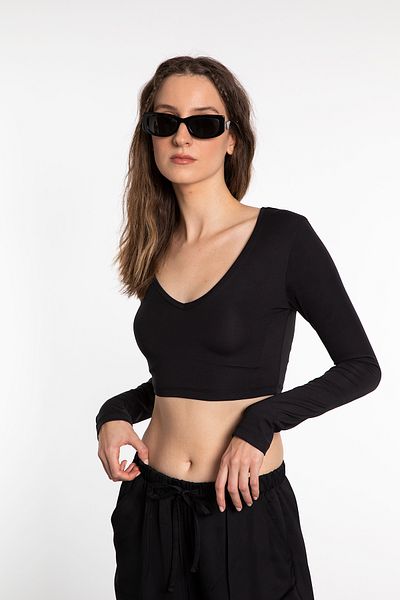 SHEISMONO Κοντή μπλούζα Soft Touch V-Neck Μαύρη