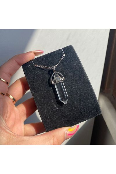 Elifsu Jewelry قلادة من حجر الكوارتز الكريستالي الطبيعي قطع الأظافر