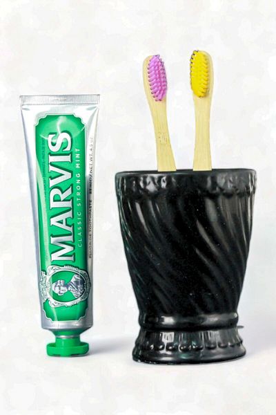 Evene Toothbrush Holder Toothbrush Holder Toothbrush Stand Toothbrush Holder Black Model 14
