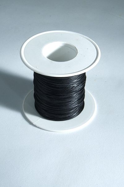 Eskişehir hobi sanat Μαύρο 0,6 mm 100 μέτρα κερωμένο σχοινί θήκης δερμάτινο κολιέ με κλωστή ραπτικής Σχέδιο κοσμήματος Σχοινί βραχιόλι
