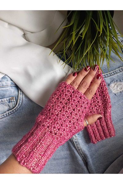 ZeynDesign Trendy Metallic Pink Fingerless Gloves