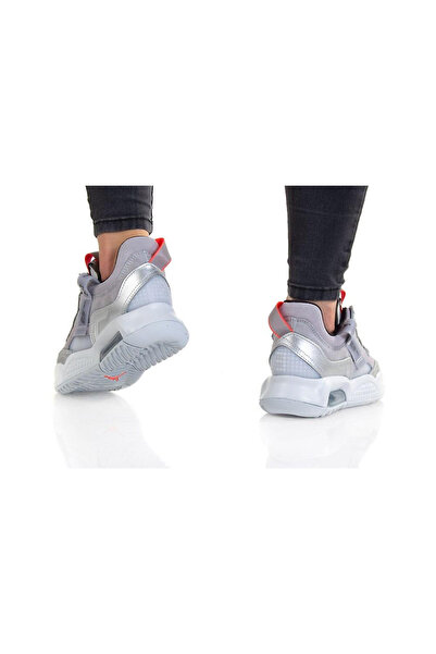 Nike Jordan MA2
