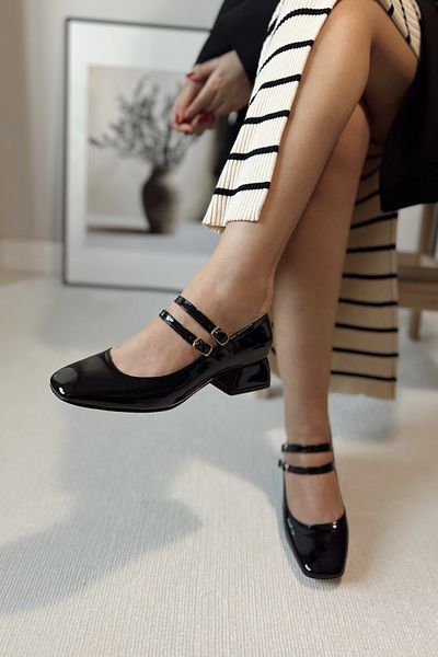 POLKA STORE Women's Mary Jane Black Patent Leather Closed Back Double Tape Square Toe Helmet Short Block Heeled Shoes