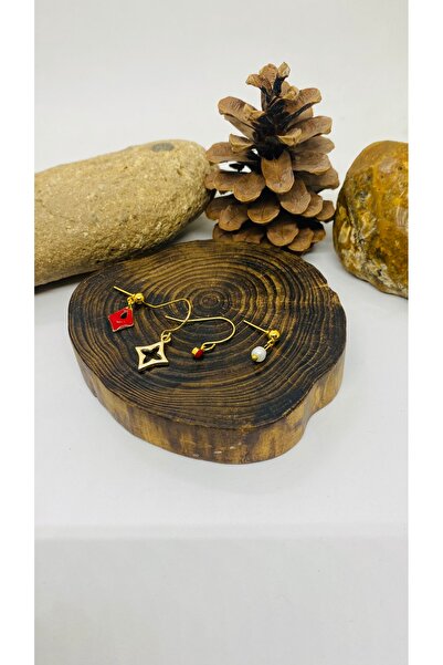 Porsuk Alternatif مجموعة من 4 أقراط مطلية بالمينا بتصميم يدوي