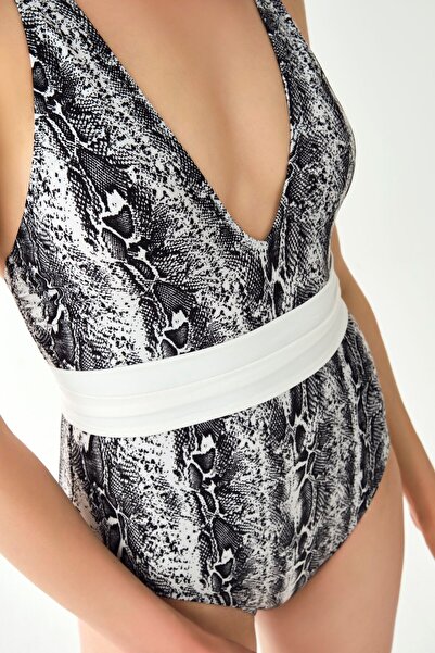 Dagi Black V-Neck Swimsuit