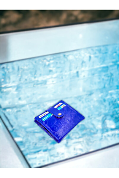 UCCELLO SJEDEĆI ŽENSKI DRŽAČ ZA KARTICE OD NABORENE LAKIRANE KOŽE Novčanik