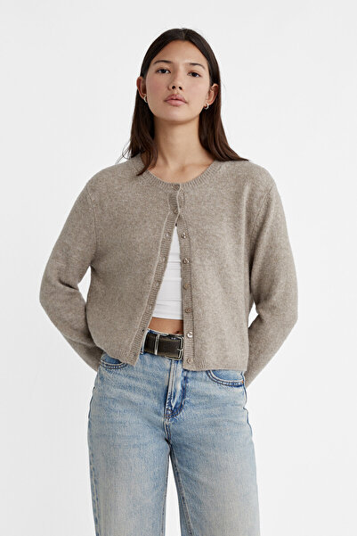 Stradivarius Düğmeli Yumuşak Dokulu Triko Hırka