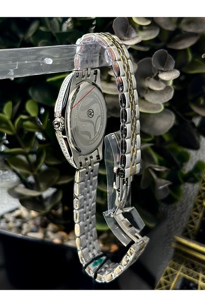 Quantum Brand Multifunction Steel Case Stylish Women's Wristwatch with Steel Cord
