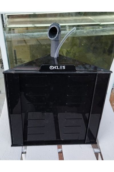 KLES Pipe Filter (SUMPLU) [black] [19x10x16h] [triangle] [m]