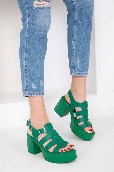 SOHO Grüne klassische Damenschuhe mit Absatz 18823