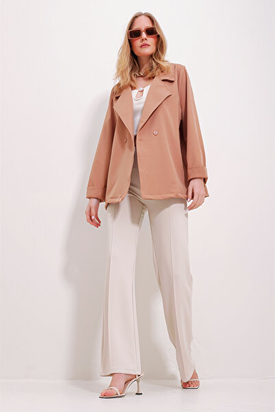 Trend Alaçatı Stili Dámska suchárska atlasová bunda s dvojitým rukávom a golierom ALC-X11536