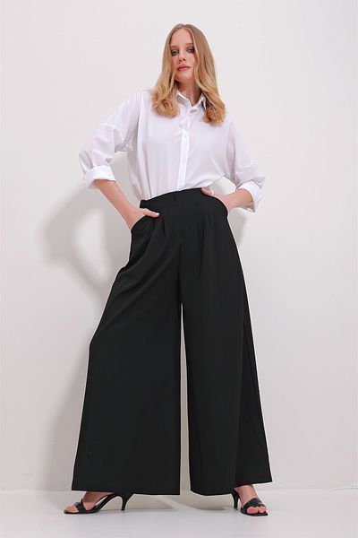 Trend Alaçatı Stili Woman's Black High Waisted Pliers Loose Leg Front Zipper Pants ALC-X11489