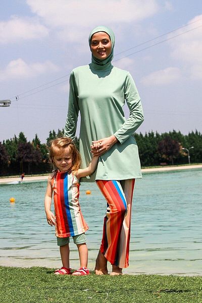Marina Mold Green Children&#39;s Colorful Stripe Detailed Design Swimsuit K2210
