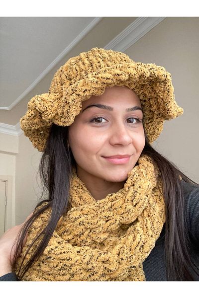 Moda Biçer Hand Knitted Bucket Hat