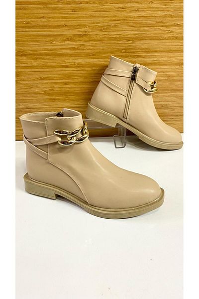 Sinem Çeyiz Senyoreta 760 Chain Buckle Heelless Short Boots