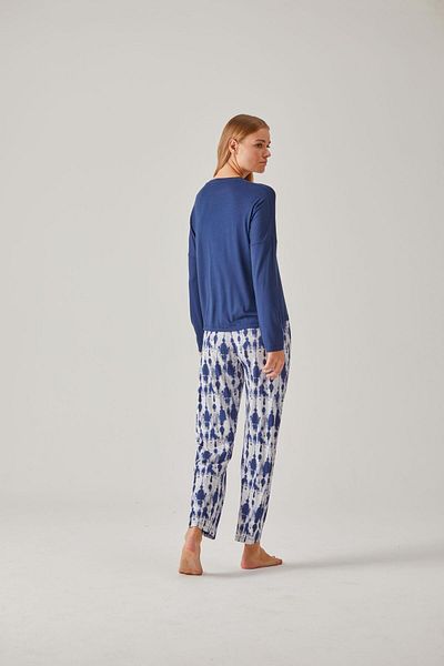 Pamuk & Pamuk Navy Blue T-Shirt & Navy Blue Batik Viscose Women's Pajama Set