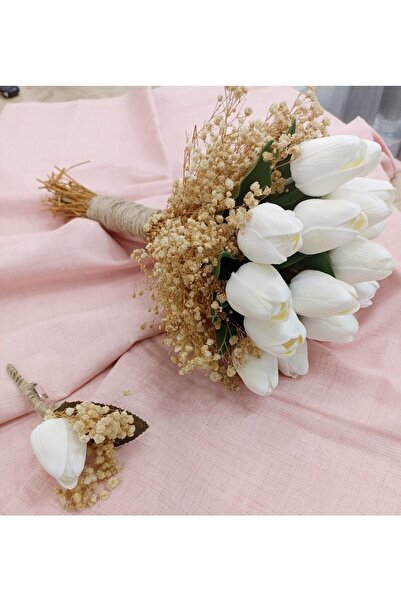 Botanikelbuketleri Islak Lale Gelin Çiçeği