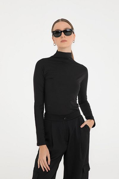 SHEISMONO Μπλούζα Soft Touch Half Throat Μαύρη