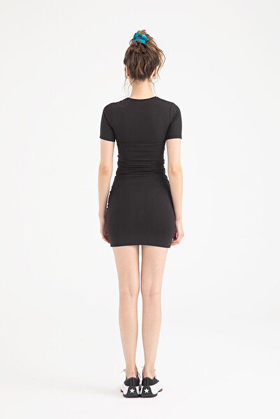 SHEISMONO Fustă neagră mini cu atingere moale