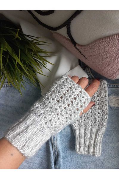 ZeynDesign Trendy Metallic Fingerless Gloves