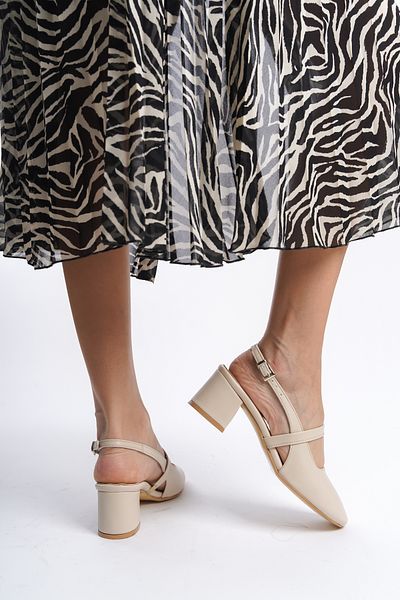 eformoda by emre yılmaz Pantofi clasici cu toc de 5 cm, cu cataramă de curea cu spate deschis, de culoare cafenie, Drk020