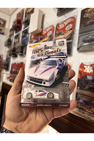 HOT WHEELS Bmw M1 Procar (Cars Donuts )