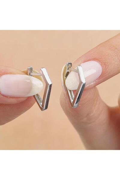 Mia Vento Işıltılı Beşgen Gümüş Küpe