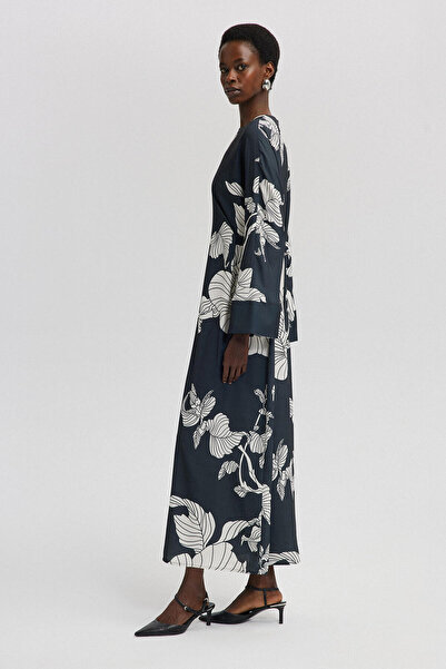 Touché Privé SATYNOWA SUKIENKA Z PASKIEM