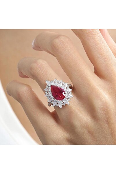 Effective Diamond Londra Tutkusu Sentetik Yakut Taşlı Gümüş Yüzük