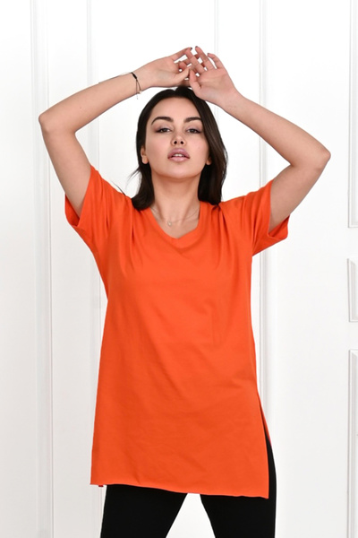 Koza Butik V-izrez Sa prorezom Žene T-shirt - 8783-22