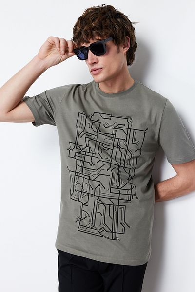 Trendyol Collection Khaki Slim Fit bavlněné tričko s potiskem - TMNSS20TS0088
