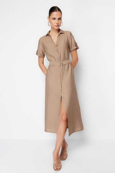 Trendyol Collection Φόρεμα μίντι υφαντό πουκάμισο ζωσμένο με βιζόν TWOSS24EL00226