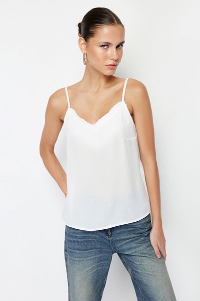 Trendyol Collection Μπλούζα με υφαντό γιακά με λουράκια εκρού TWOSS24BZ00157