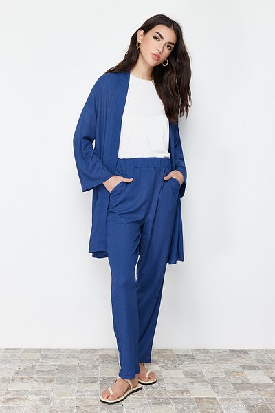 Trendyol Modest طقم كيمونو وبنطلون أزرق محبوك كبير الحجم - مزخرف/مختلط TCTSS24US00045