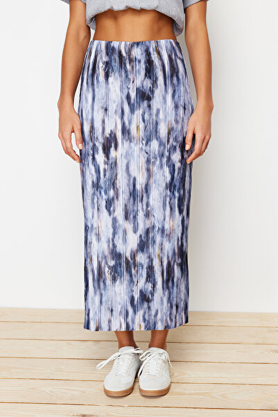 Trendyol Collection Blue Printed Regular Elastic Waist Pleated Maxi Knitted Skirt TWOSS24ET00055