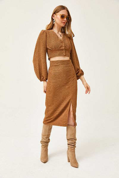Olalook Women's Camel Slit Skirted Knitted Suit TKM-19000255