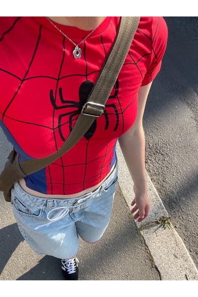 DENİKK Crop Top με σχέδιο Y2k Spider